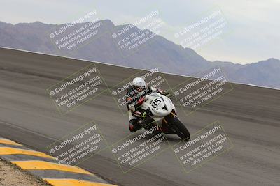 media/Jan-15-2023-SoCal Trackdays (Sun) [[c1237a034a]]/Bowl (1125am)/